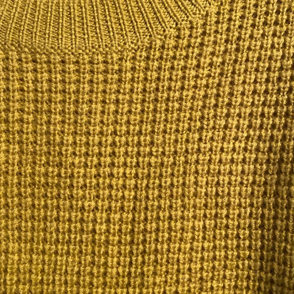 Aritzia Wilfred Free women’s crew neck sweater-small 100% wool-great condition - Picture 6 of 6